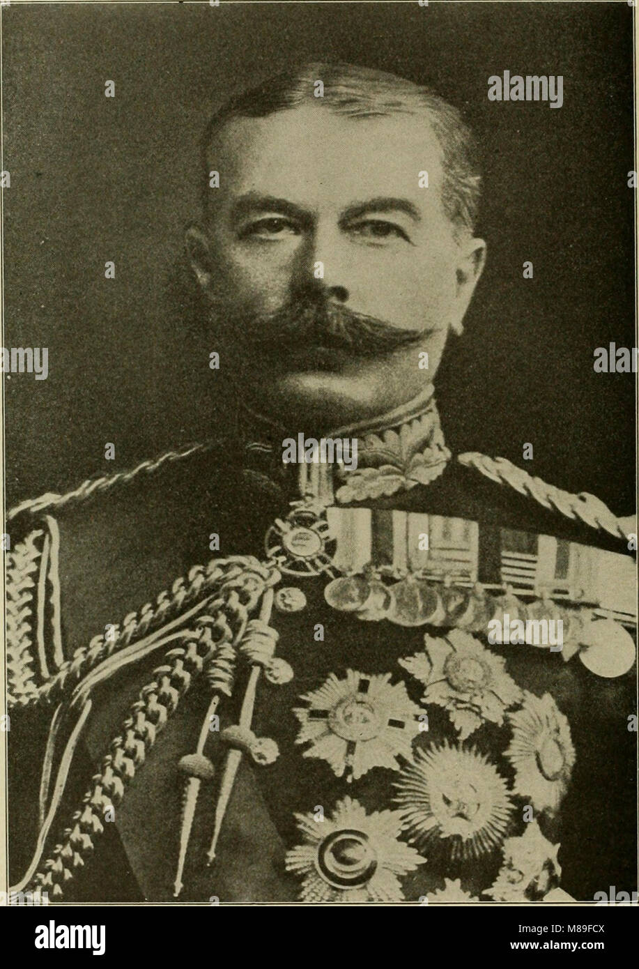 Le Maréchal Earl Kitchener de Khartoum, la secrétaire d'État à la guerre Banque D'Images