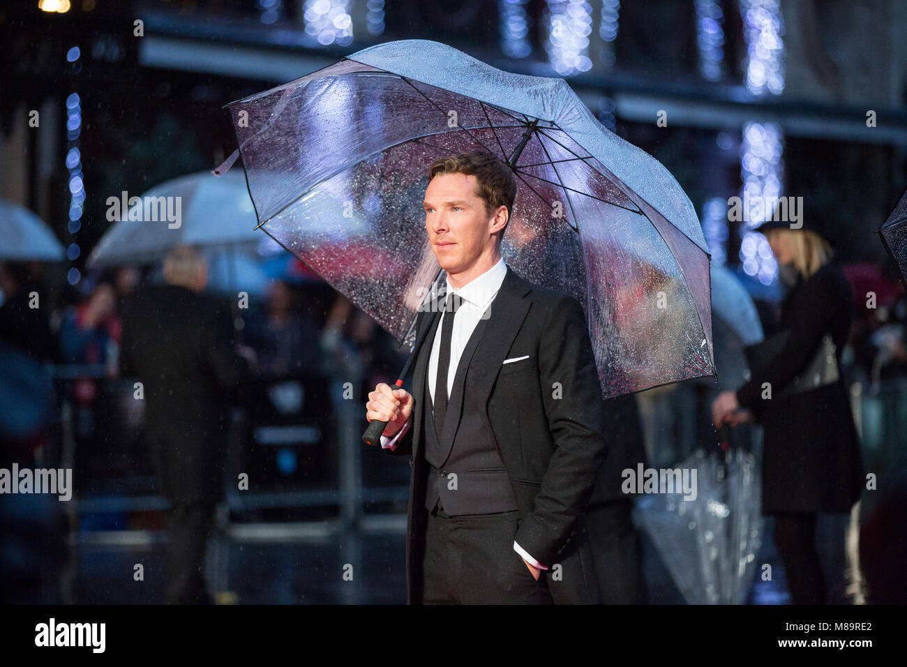 London, UK, 8 octobre 2014, Benedict Cumberbatch, 'l'Imitation Game' soirée d'ouverture du gala BFI London Film Festival. Mariusz Goslicki/Alamy Banque D'Images