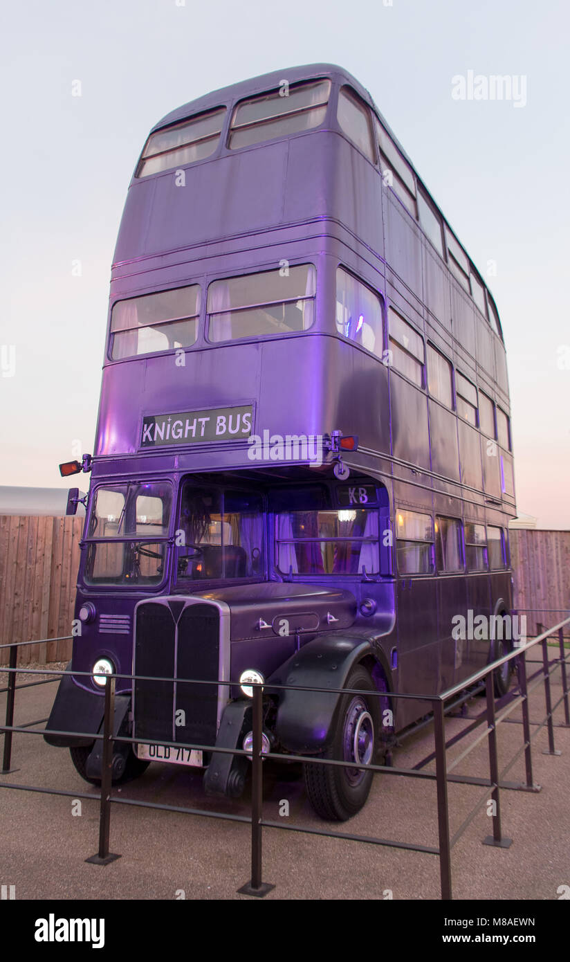 LEAVESDEN, UK - 24 février 2018 : Chevalier de l'affichage à l'autobus de tournée de Harry Potter À Leavesden en studio Warner Bros, UK Banque D'Images