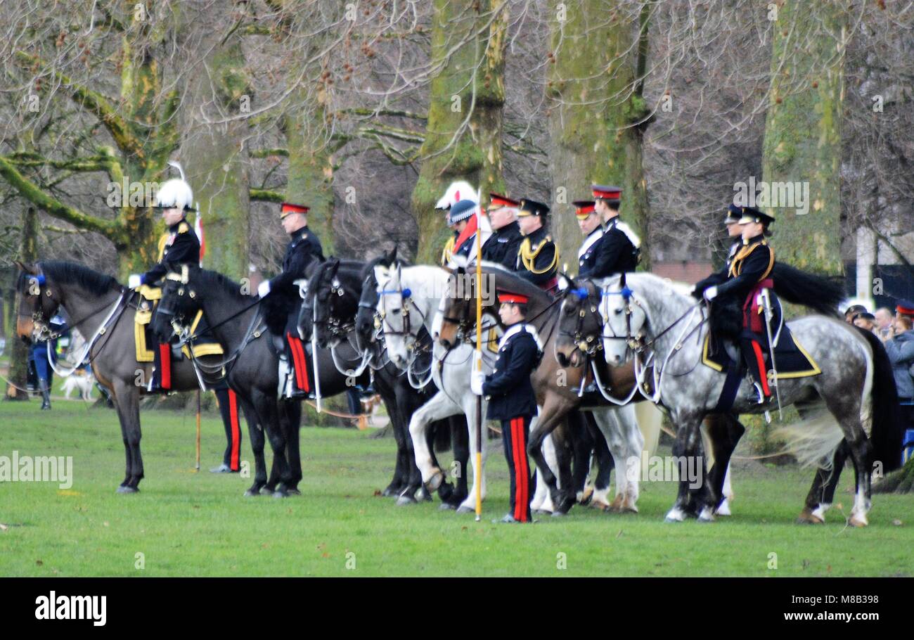 Le major Benjamin Bathurst, CBE, Commandant de la Division des ménages a inspecté le ménage complet avant l'été de la Division des fonctions honorifiques Banque D'Images