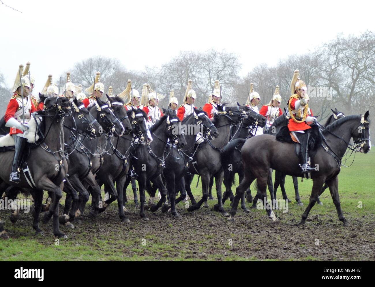 Le major Benjamin Bathurst, CBE, Commandant de la Division des ménages a inspecté le ménage complet avant l'été de la Division des fonctions honorifiques Banque D'Images