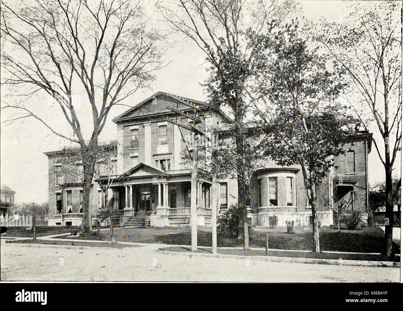 Dossiers historiques de cent vingt ans, Roux, N. Y. (1913) (14753248606) Banque D'Images