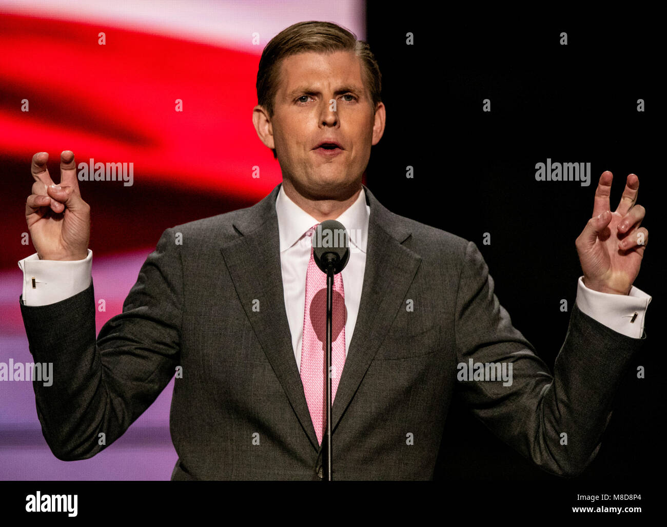 Cleveland Ohio, USA, 20 juillet 2016 Eric Trump, fils du candidat à la présidence l'atout de Donald la prestation de discours lors de la Convention Nationale Républicaine dans l'arène. Quicken Credit : Mark Reinstein/MediaPunch Banque D'Images