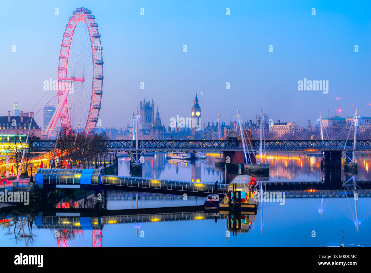Accès aux Big Ben, de la Maison du Parlement, le pont de Westminster et le London Eye, London, UK Banque D'Images