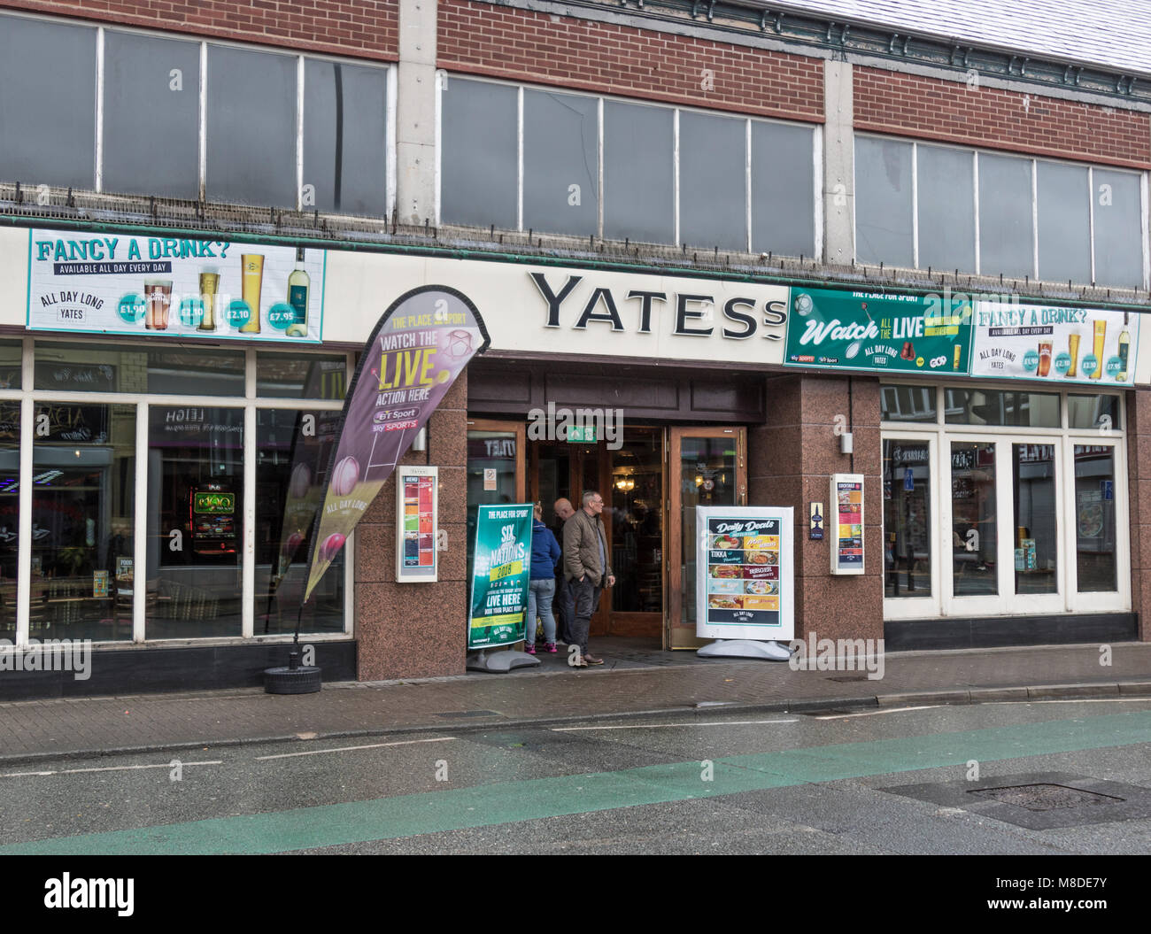 Yates's Wine Lodge, Leigh, Lancashire Banque D'Images