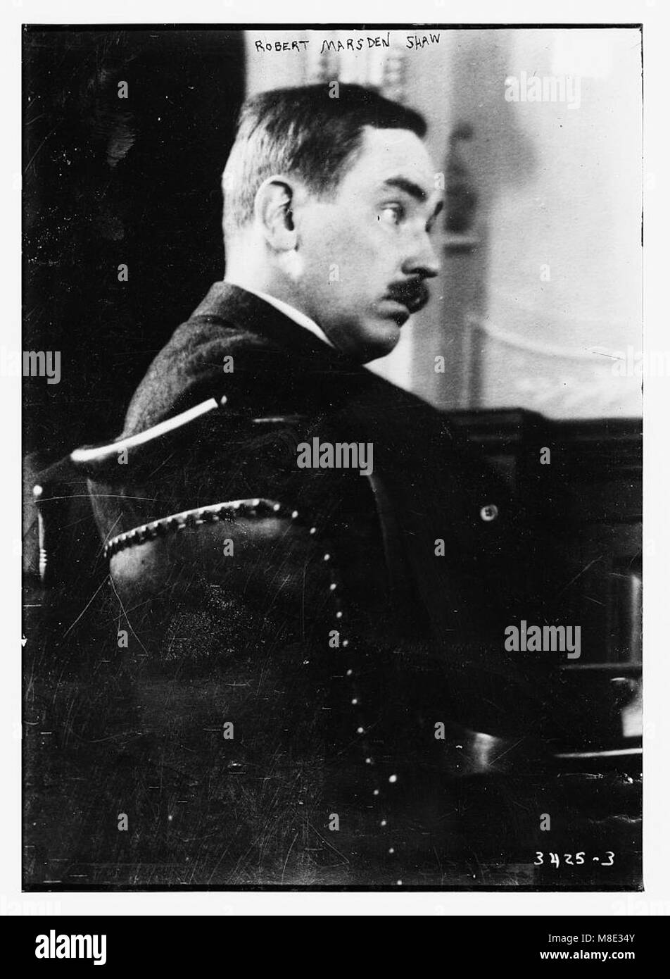 Portrait de Robert Marsden Shaw, figure importante de la politique et de la société britanniques, capturé dans une photographie conservée dans la collection de la Bibliothèque du Congrès. Les contributions de Shaw à l'histoire britannique sont notables. Banque D'Images