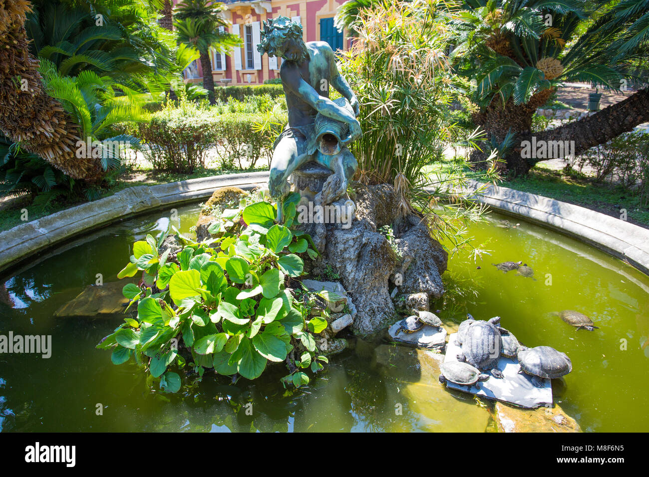 Statue et fontaine de l'établissement Villa Durazzo-Centurione à Santa Margherita Ligure, province de Gênes, ligurie, italie Banque D'Images