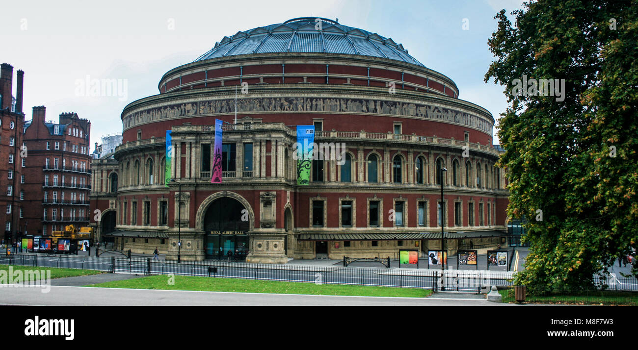 Le Royal Albert Hall, une salle de concert près de la Serpentine Lake dans Hyde Park, South Kensington, London, UK Banque D'Images