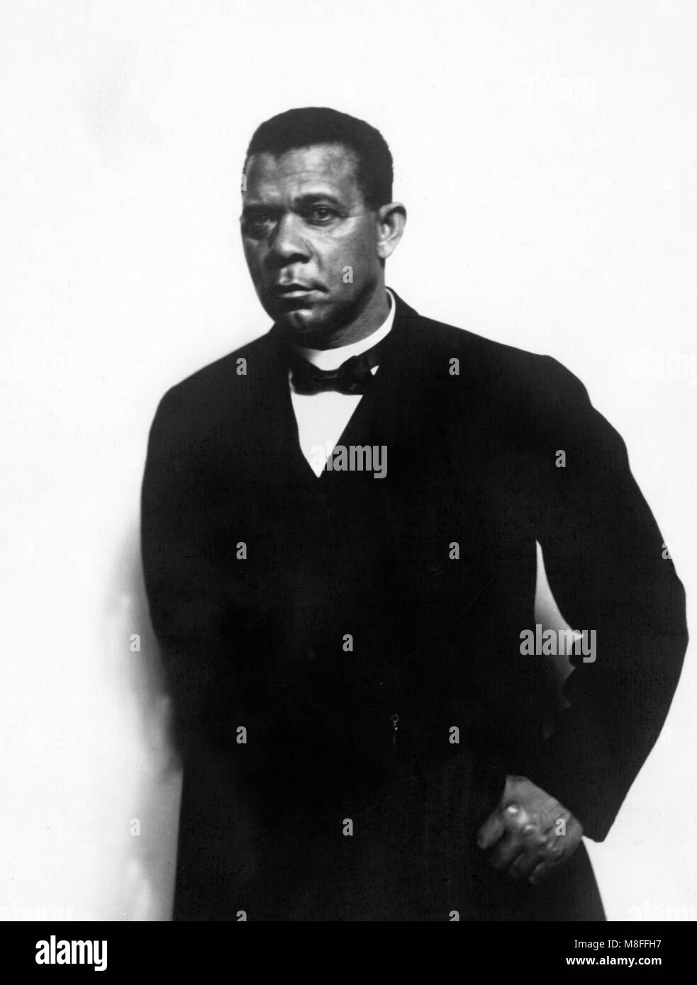 Booker T Washington. Portrait de l'auteur américain, éducateur et leader des droits civils Booker Taliaferro Washington (1856-1915) par C M Battey. Banque D'Images