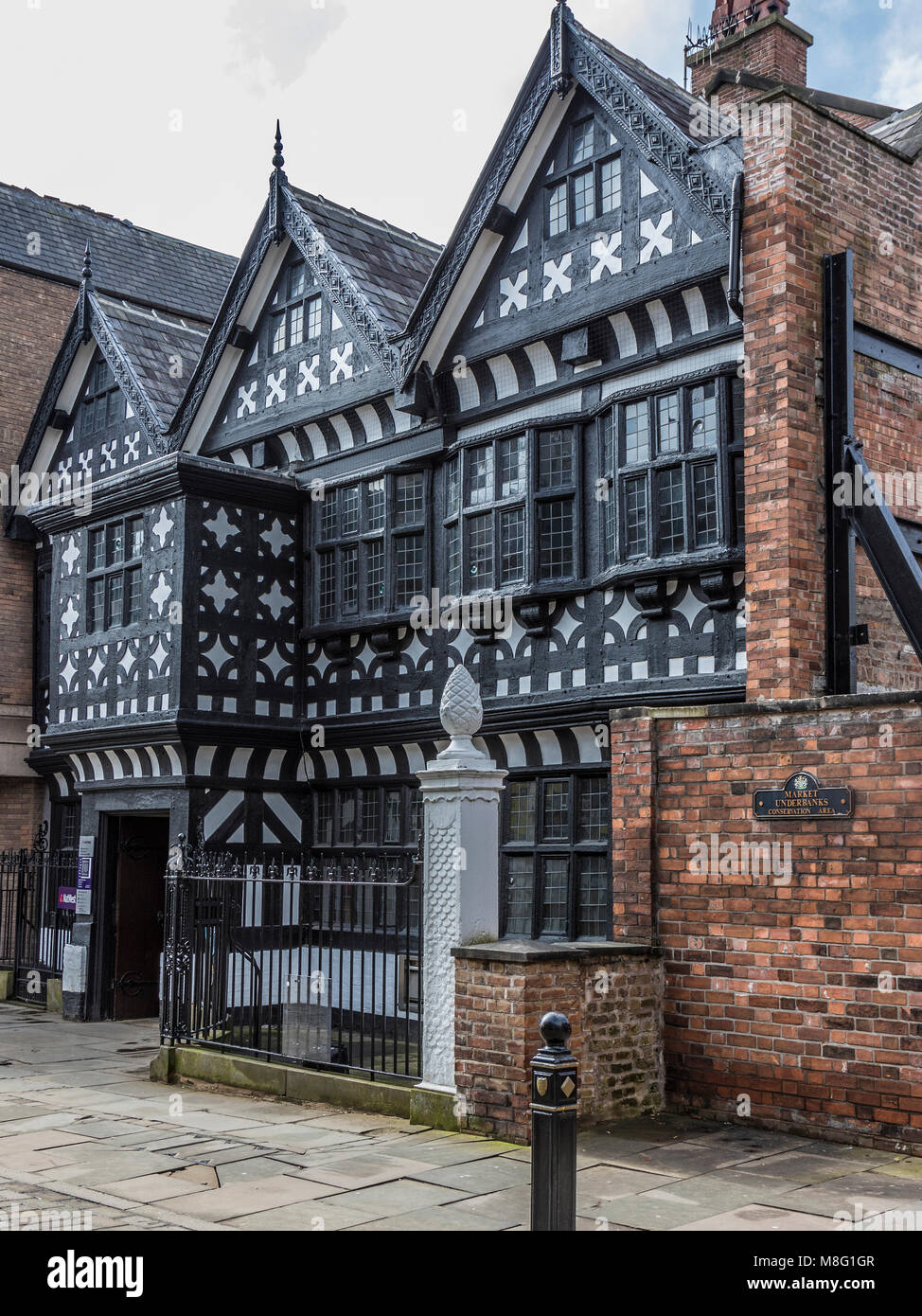 La Banque Natwest, Underbank Hall, le centre-ville de Stockport, zone commerçante Merseyway Banque D'Images