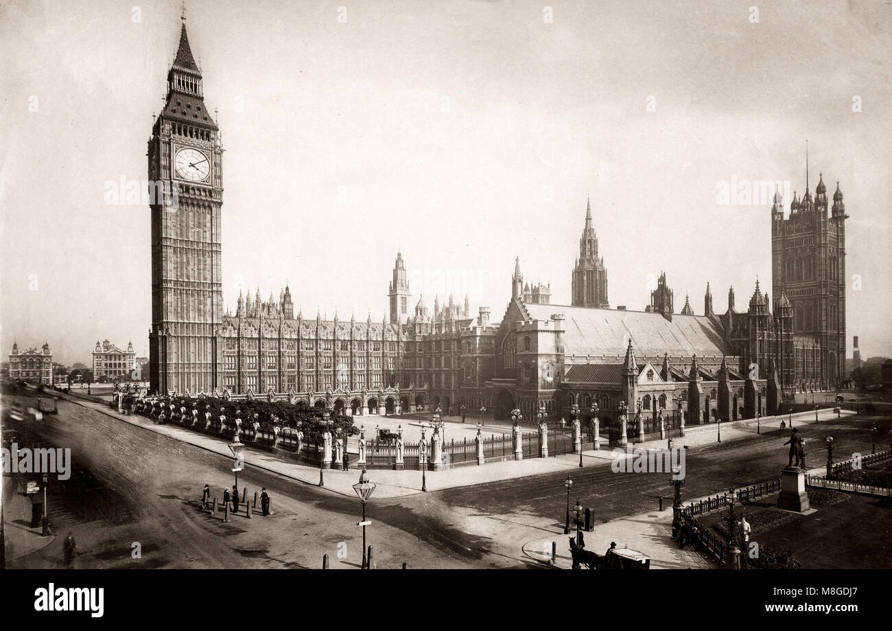 C.1880 - Vue de l'Angleterre Londres - Big Ben et les chambres du Parlement Westminster Banque D'Images