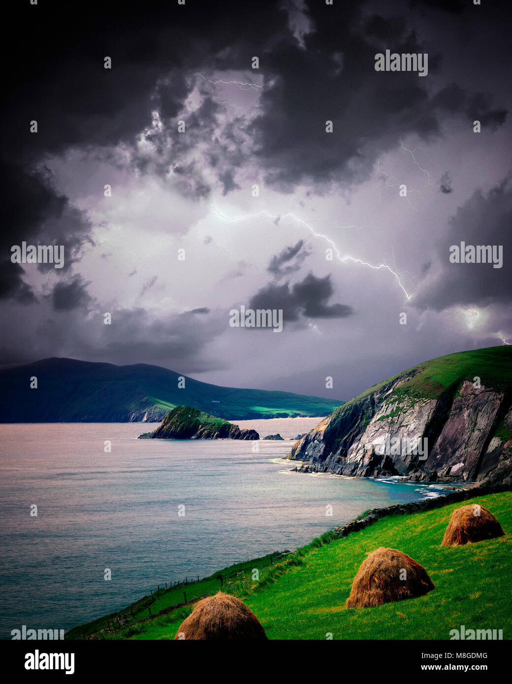 IE - comté de Kerry : Source sur Slea Head sur la péninsule de Dingle Banque D'Images