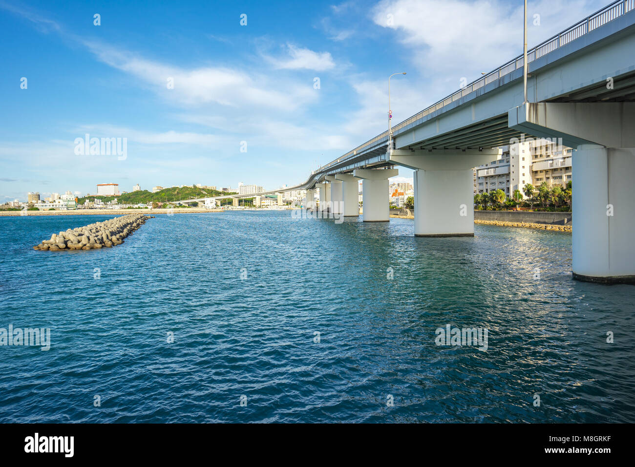 Port de Tomari à Naha, Okinawa, Japon. Banque D'Images
