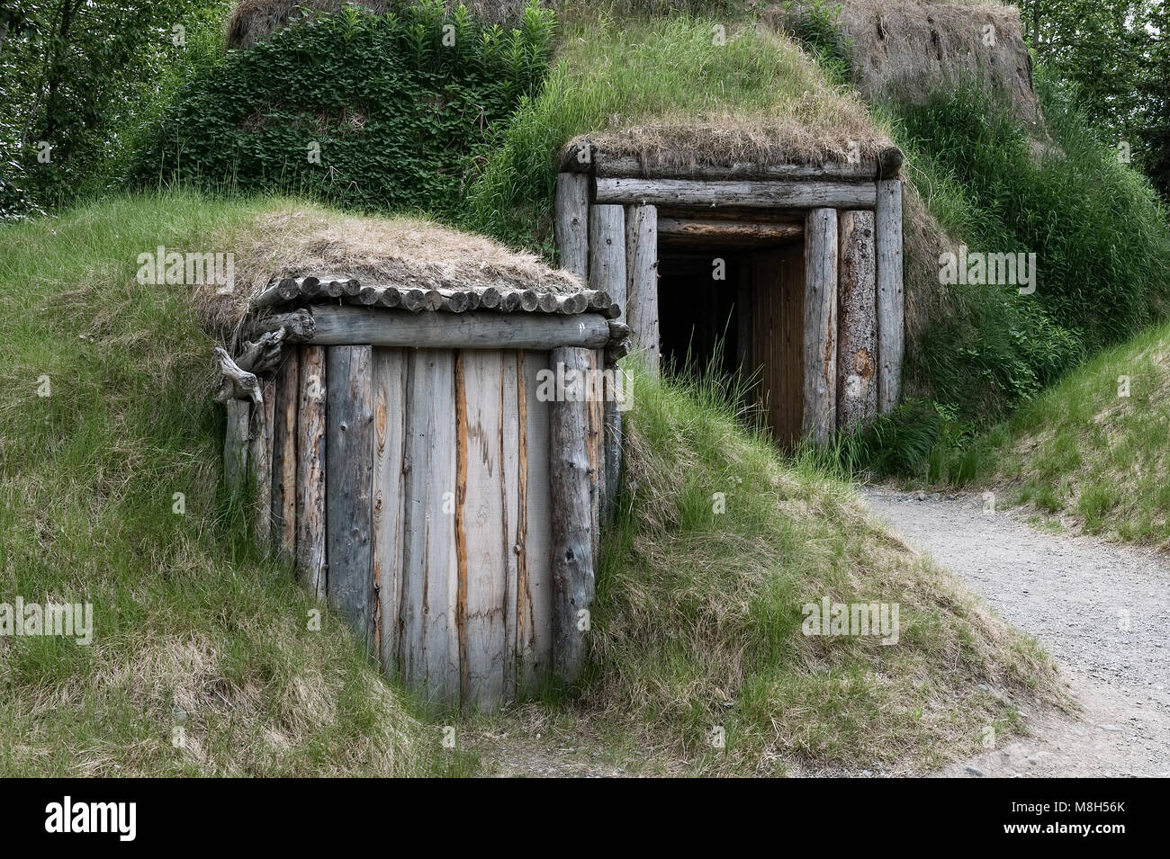 Les femmes Yupiks et mens lodge, Alaska Native Heritage Center, Alaska, USA. Banque D'Images