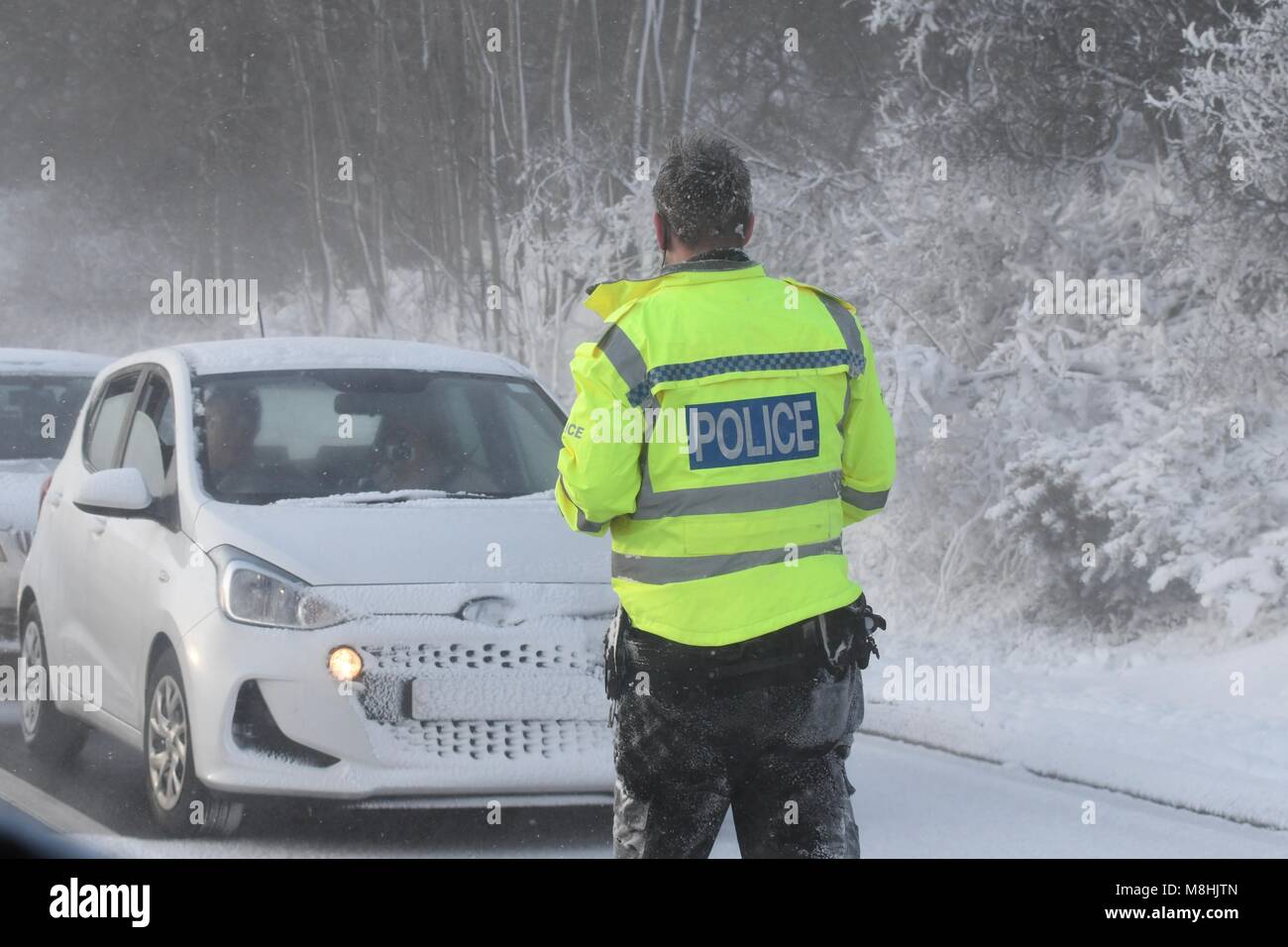 A66, UK, 17 mars 2018. La police traitant des conditions de conduite dangereuses , les accidents multiples et les bouchons sur l'A66 Crédit : Kay Roxby/Alamy Live News Banque D'Images