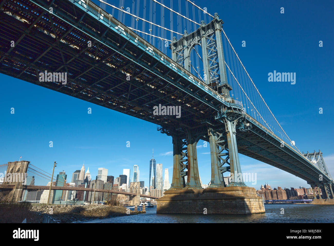 Pont de Manhattan (©GUSTAV LINDENTHAL 1909) LE CENTRE-VILLE D'EAST RIVER BROOKLYN NEW YORK USA Banque D'Images