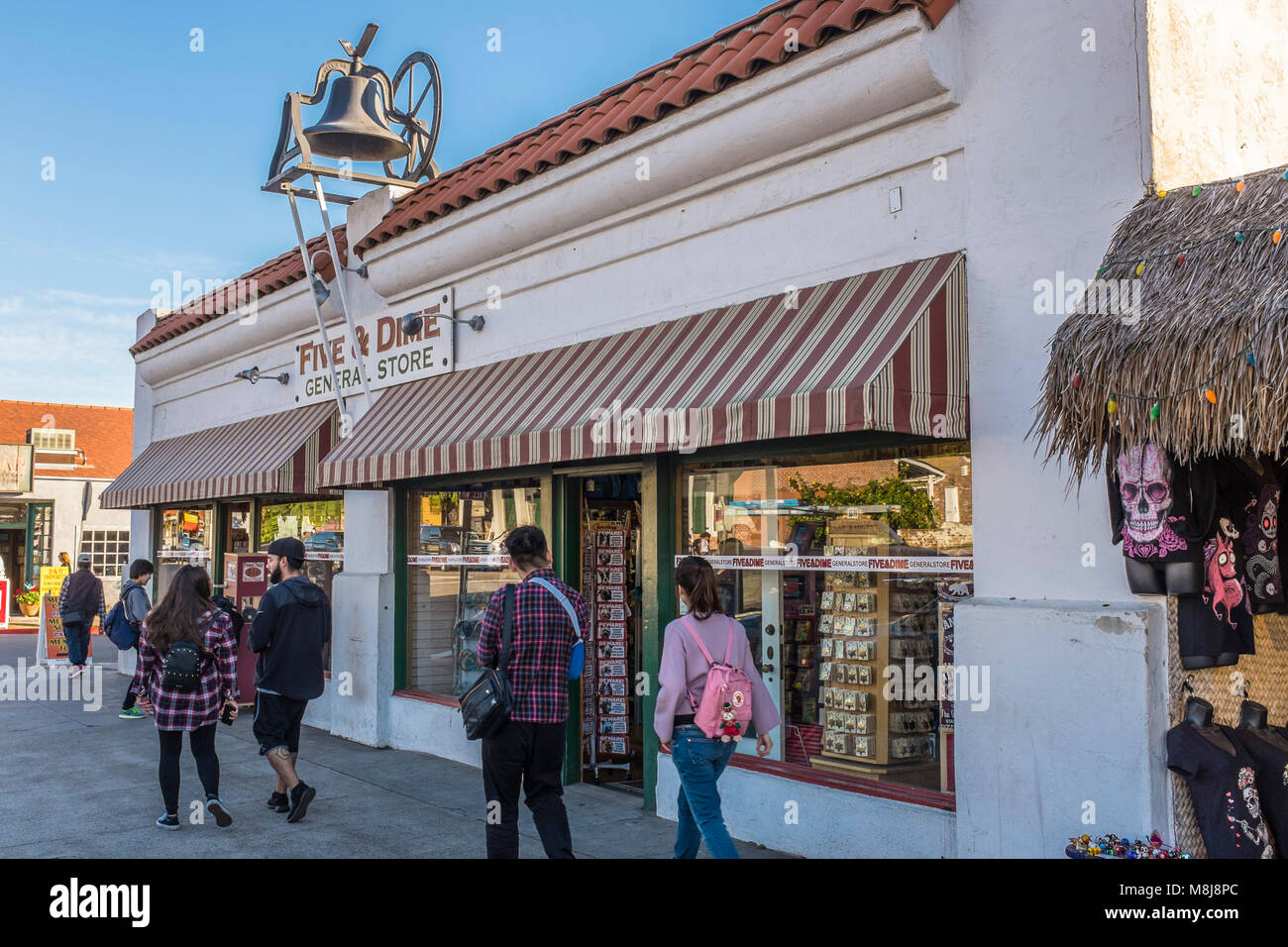 SAN DIEGO, Californie, USA - Five & Dime magasin général situé sur San Diego Avenue, dans le quartier de la vieille ville touristique populaire de la ville. Banque D'Images