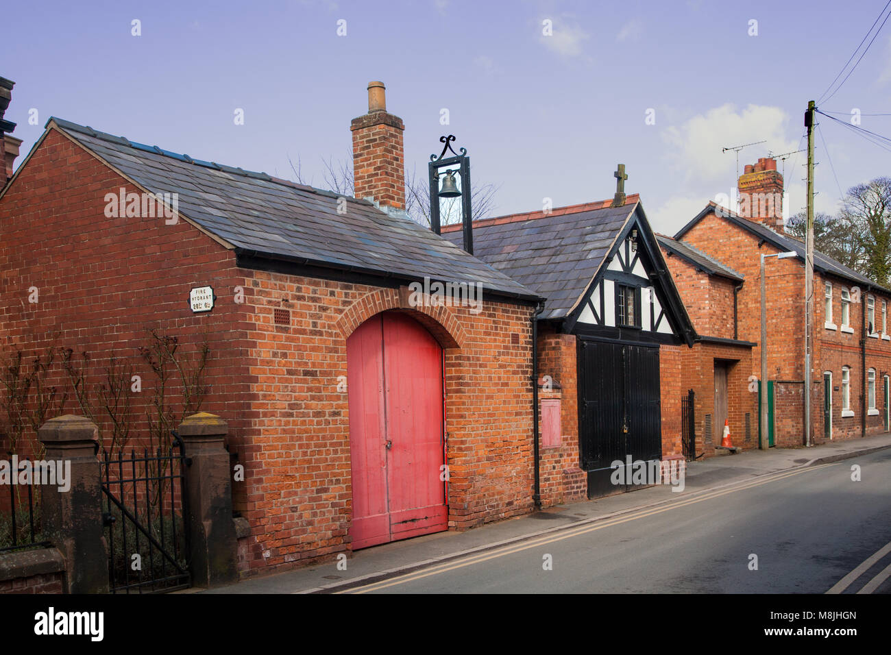 L'ancienne caserne dans le Cheshire village rural de Huntingdon près de Chester England UK Banque D'Images