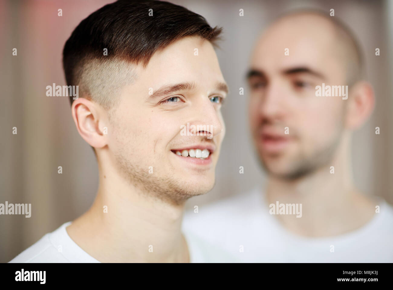 Jeunes hommes Banque D'Images