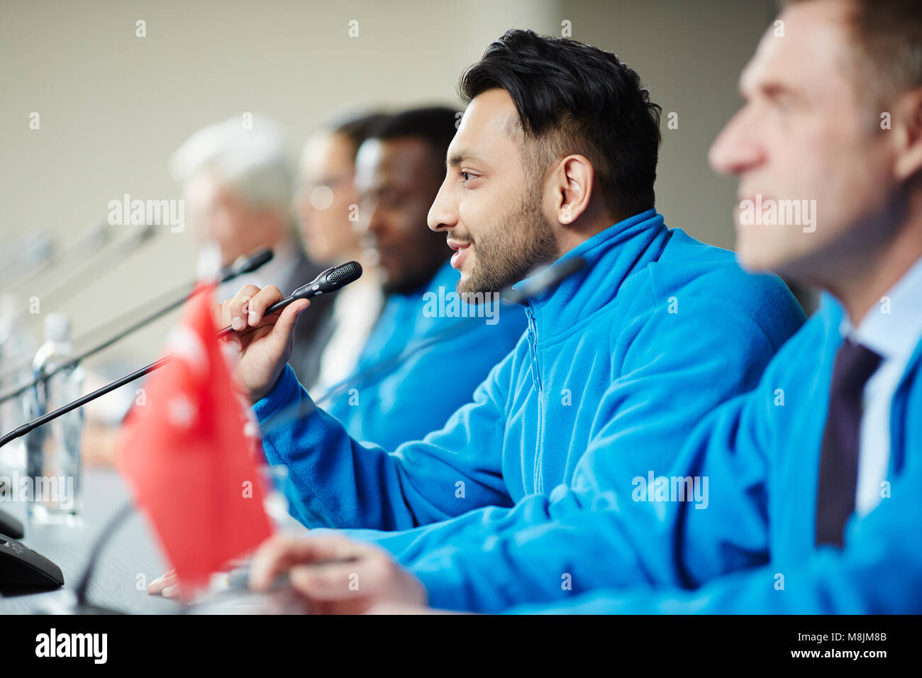 Parlant de sportif Banque D'Images