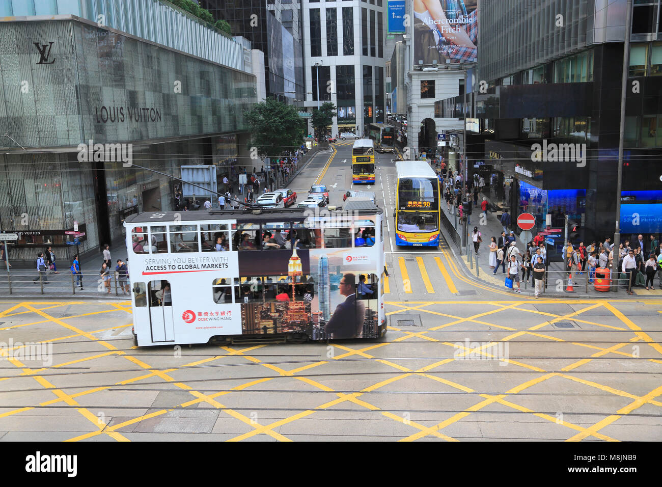 Le tram, le quartier central, l'île de Hong Kong, Hong Kong, Chine, Asie Banque D'Images
