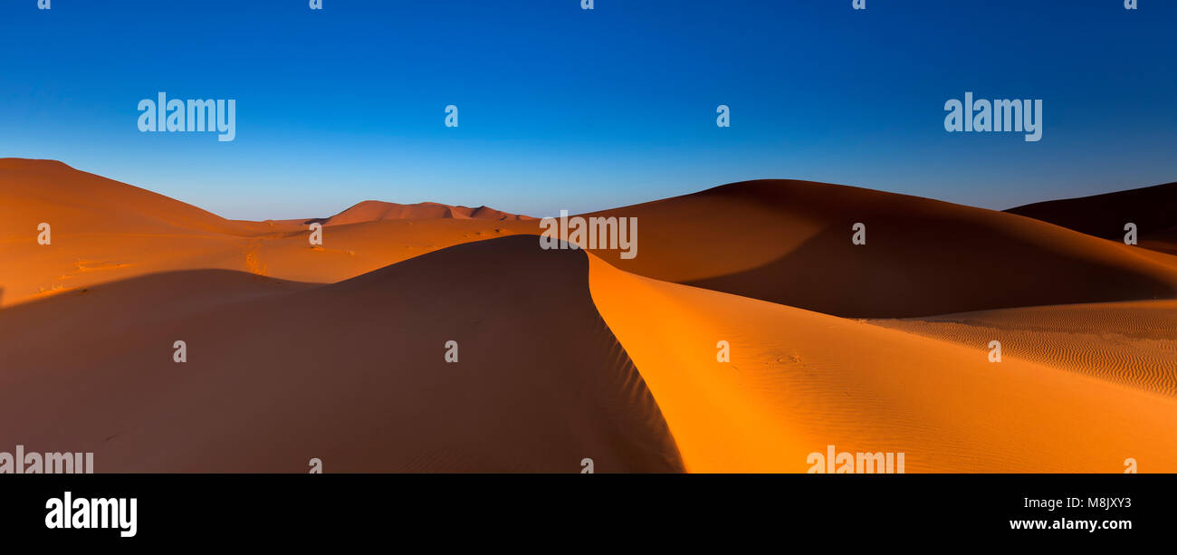 Erg Chebbi. Les dunes de sable. Maroc Banque D'Images