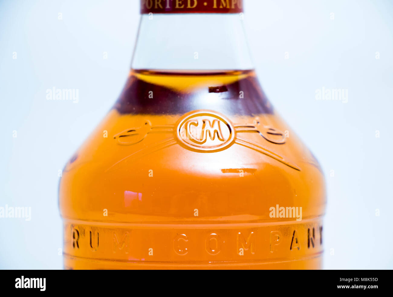 Genève / Suisse le 19 mars 2018 : Logo Captain Morgan Spiced Rum rhum close  up Photo Stock - Alamy