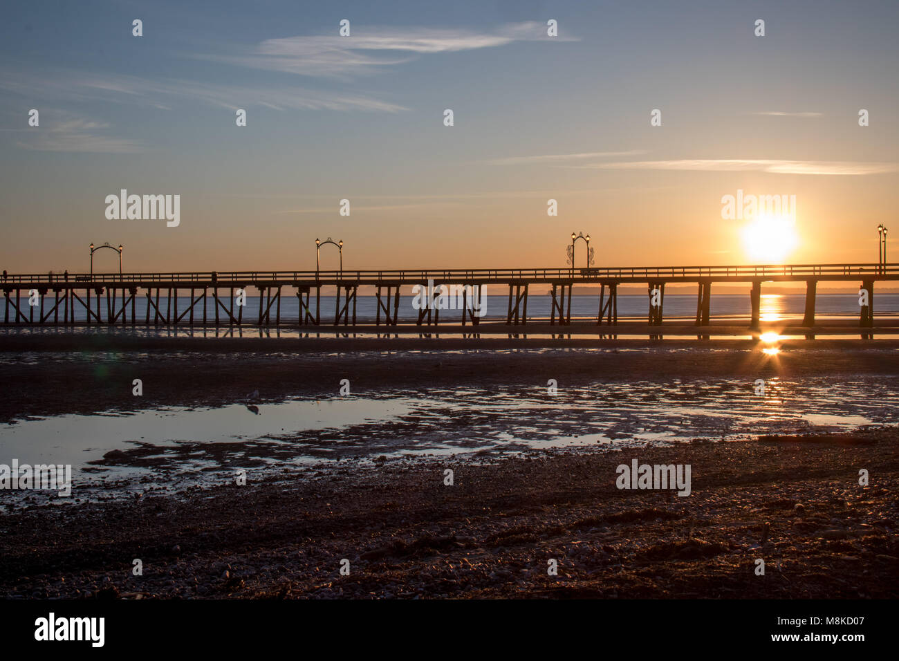 Coucher du soleil à White Rock Pier Banque D'Images