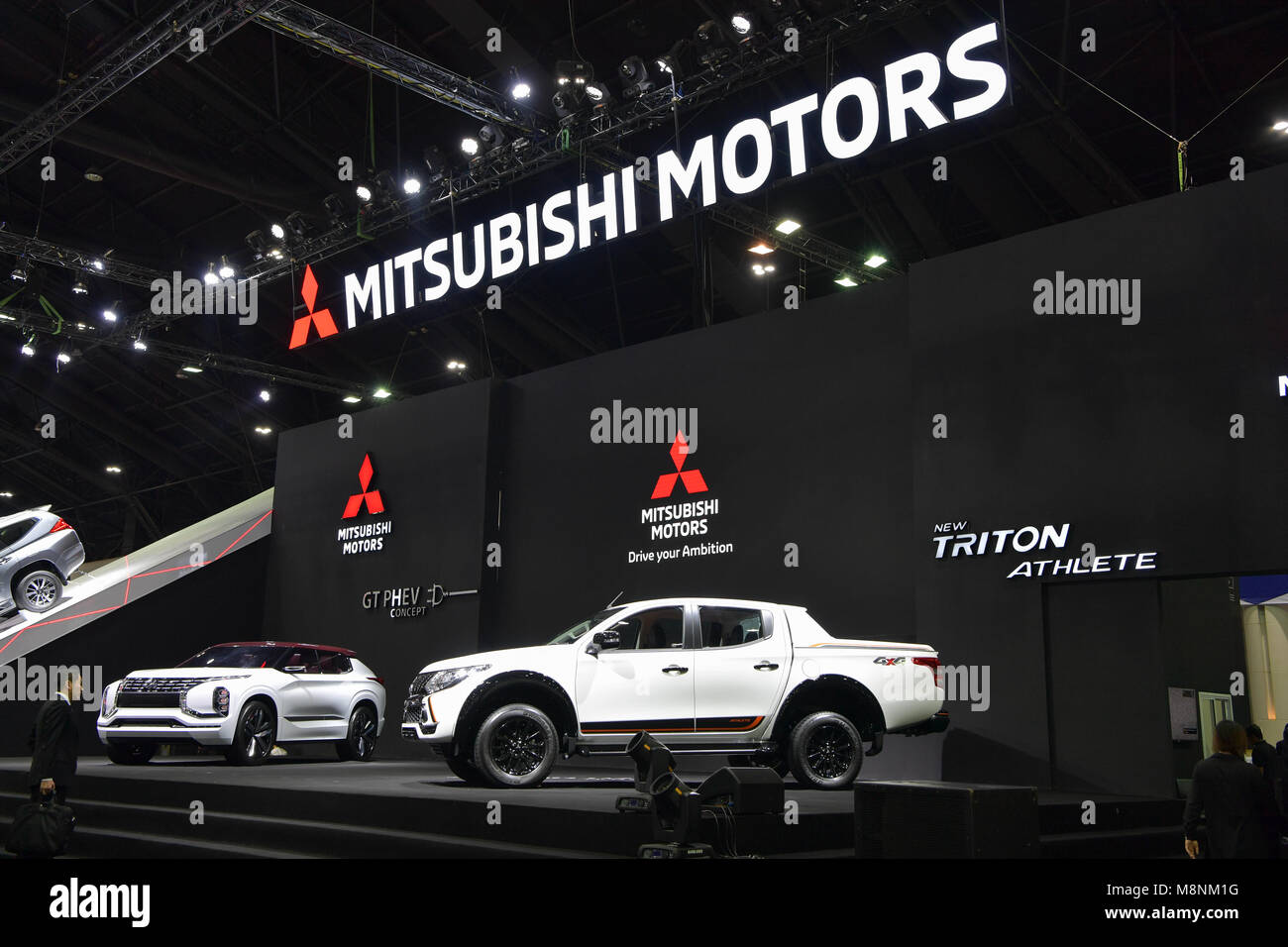 NONTHABURI - Novembre 29 : Mitsubishi Motor Thaïlande sur l'affichage à l'International Motor Expo 2017 Le 29 novembre 2017 dans Nonthaburi, Thaïlande. Banque D'Images