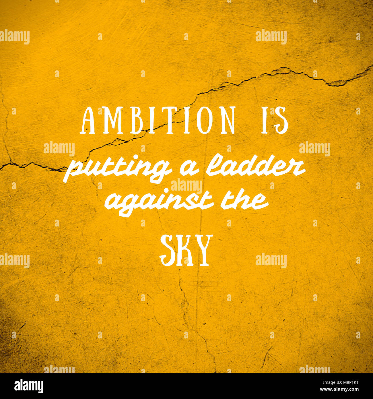 L Ambition Est De Mettre Une Echelle Contre Le Ciel Les Medias Sociaux Precedemment Version Imprimable Citation Inspirante La Motivation Typographie Pour Poster Invitation Photo Stock Alamy
