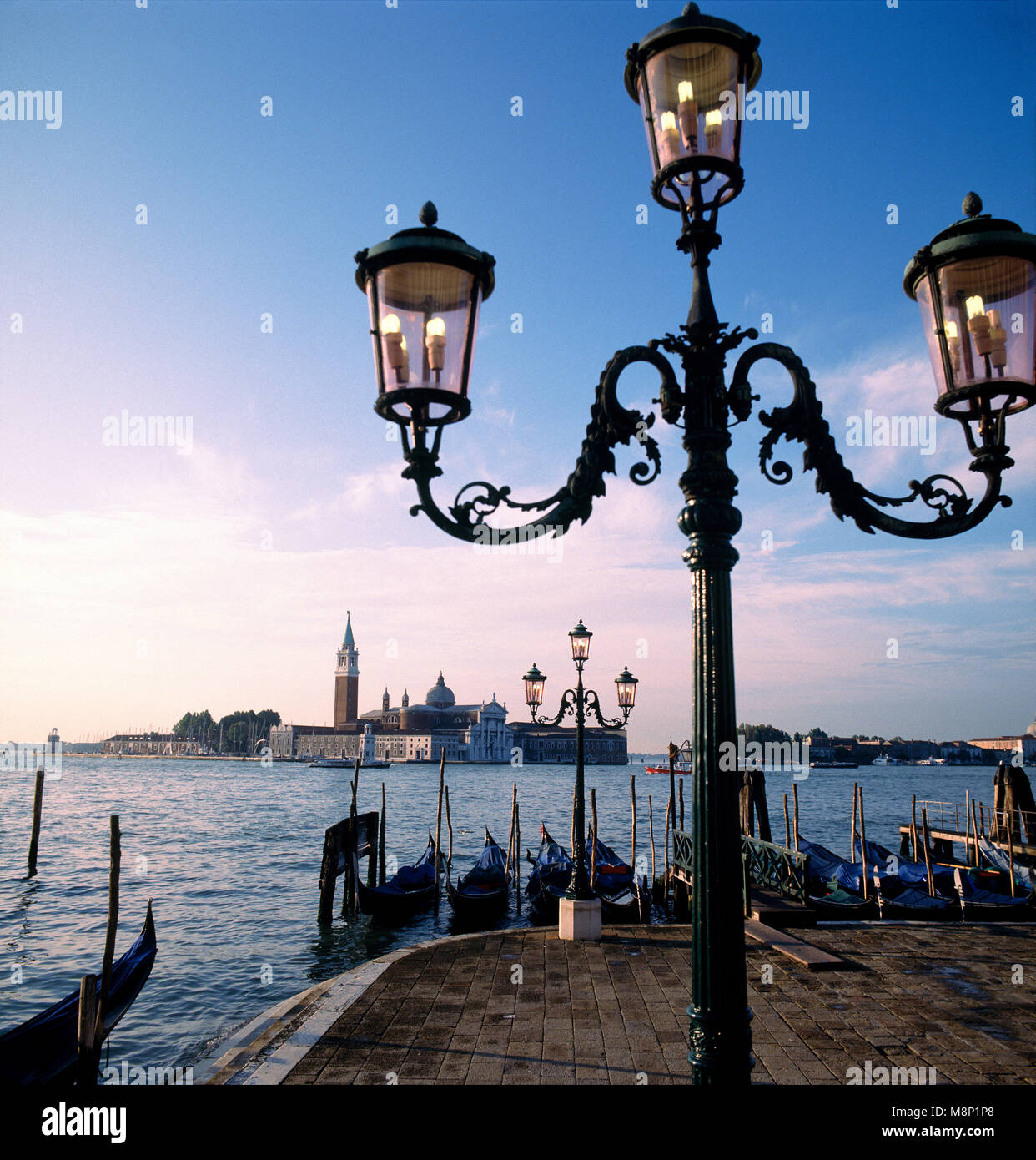 Italie Venise à l'ensemble de la Basilique di San Giorgio Maggiore de waterfront, près de San Marco Banque D'Images