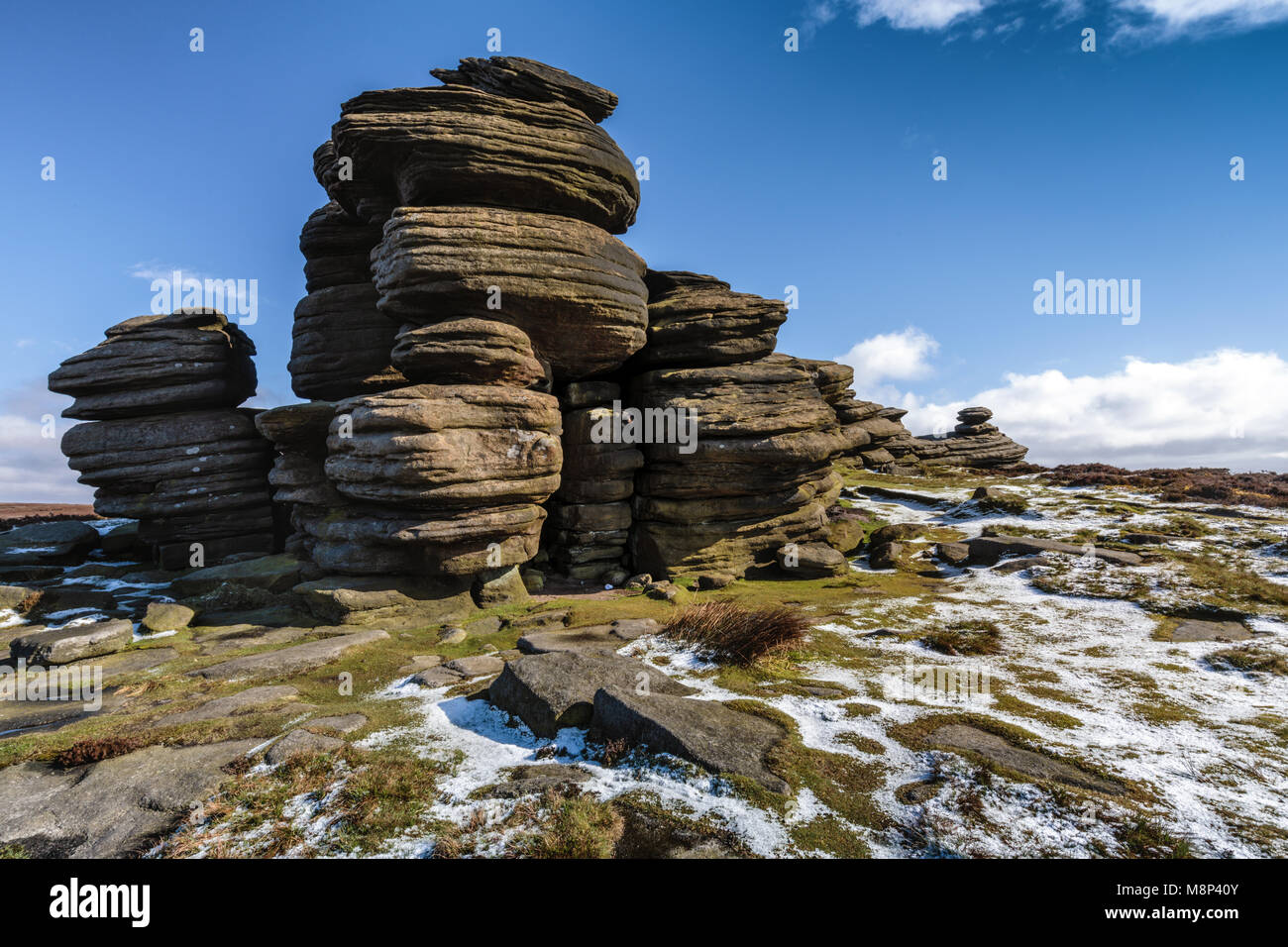 La formation de pierres de roue sur le bord de la Derwent Parc national de Peak District Derbyshire, Angleterre, Royaume-Uni Banque D'Images