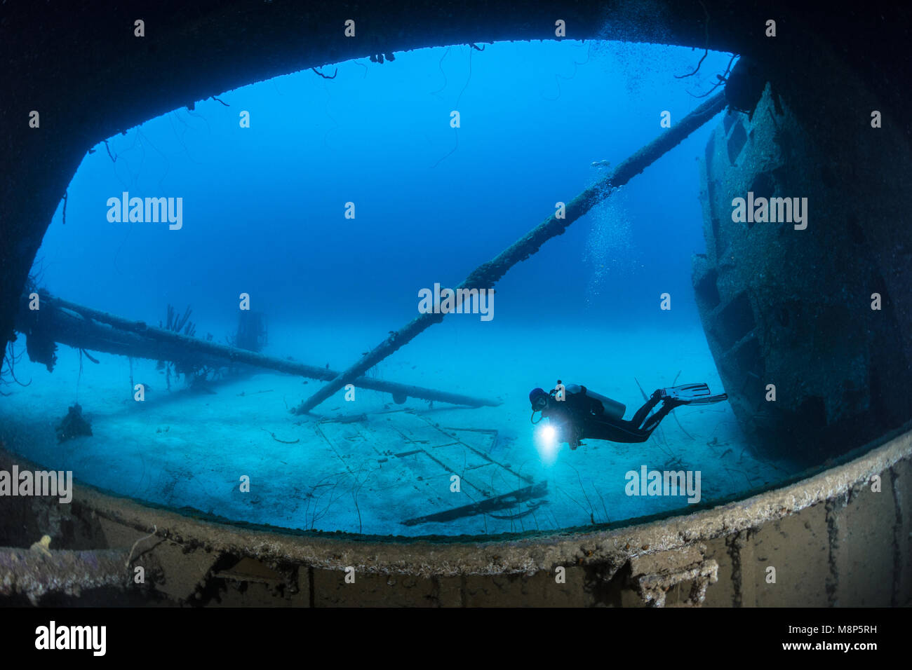 Exploration plongée Épave Hilma Hooker dans Bonaire Banque D'Images