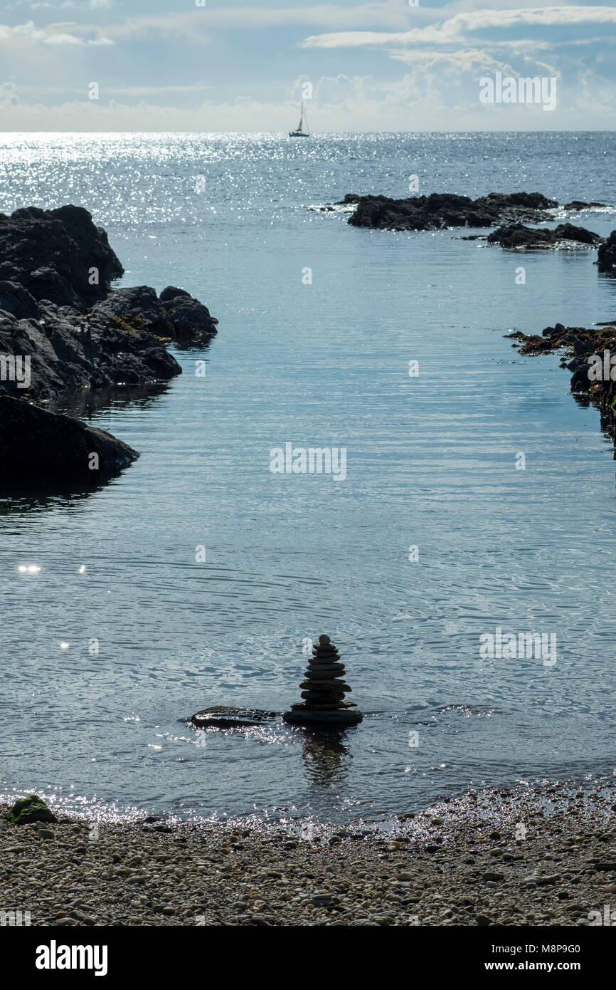 Stonestacking au Moyen-Orient Prawle, Devon, UK Banque D'Images