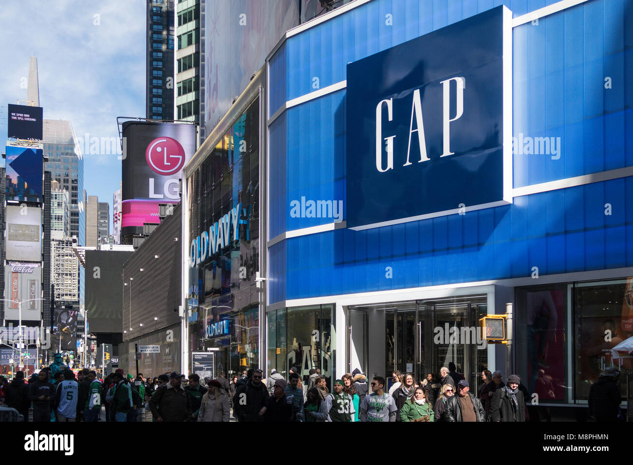 L'écart des écrans publicitaires à Times Square, New York, USA Banque D'Images