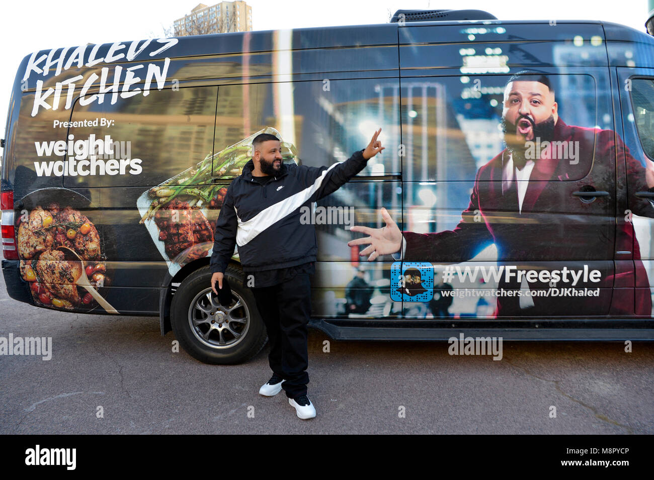 Toronto, Can. Mar 19, 2018. DJ Khaled décrites comme des Observateurs de Poids et DJ Khaled Khaled actuelle Cuisine du Tour au Roundhouse Park à Toronto, Canada le 19 mars 2018. Credit : Lu Chau/Photagonist Punch/media/Alamy Live News Banque D'Images