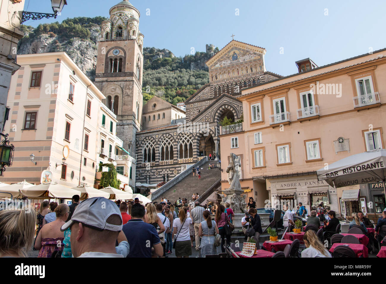 La Piazza del Duomo, Amalfi, Italie : 3 octobre 2017 Banque D'Images