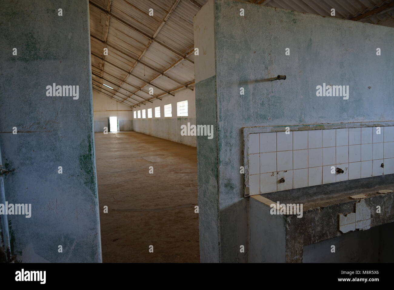 Blocs de casernes, Museu do Tarrafal, Camp de Tarrafal, Tarrafal, l'île de Santiago, Cap-Vert Banque D'Images