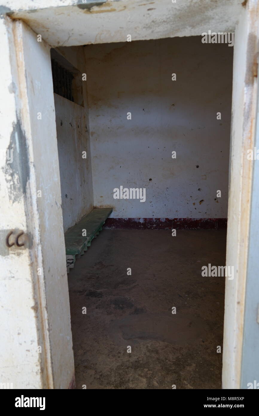 Seule cellule, Museu do Tarrafal, Camp de Tarrafal, Tarrafal, l'île de Santiago, Cap-Vert Banque D'Images
