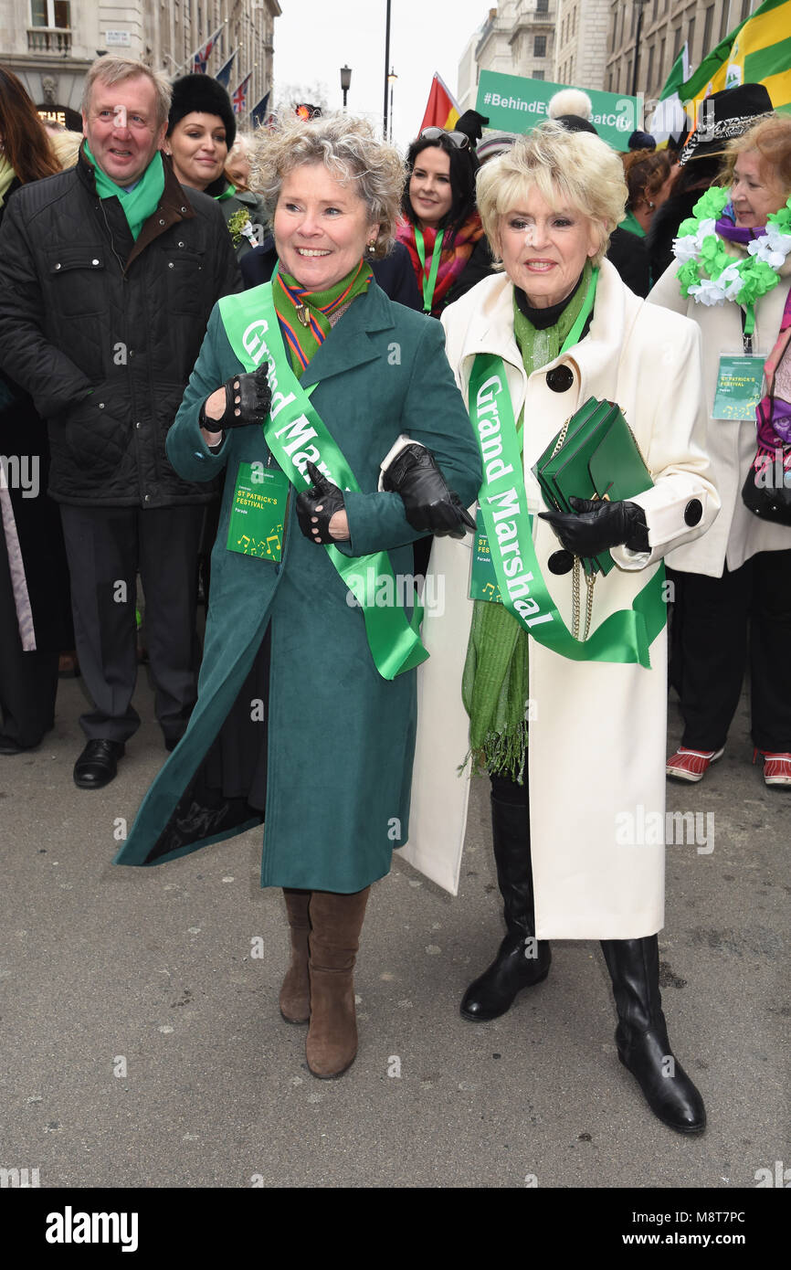 Imelda Staunton et Gloria Hunniford, Grand Marshals, St Patrick's Day Parade, Green Park, Londres. ROYAUME-UNI Banque D'Images