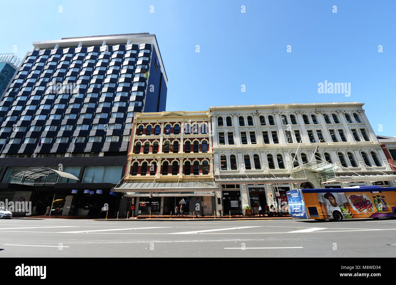 L'hôtel Grand Mercure et de beaux bâtiments anciens sur la rue des Douanes à Auckland. Banque D'Images