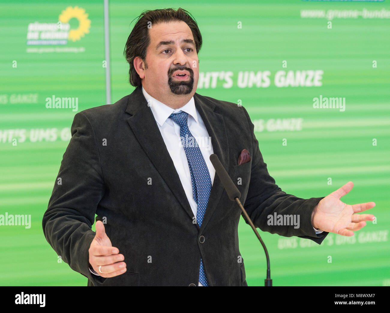 Berlin, Allemagne. 20 mars 2018, Aiman Mazyek, Président du Conseil central des Musulmans, parlant aux représentants des médias au début de la réunion de la faction de l'Alliance 90/Les Verts, au Bundestag allemand. Photo : Christophe Gateau/dpa dpa : Crédit photo alliance/Alamy Live News Banque D'Images