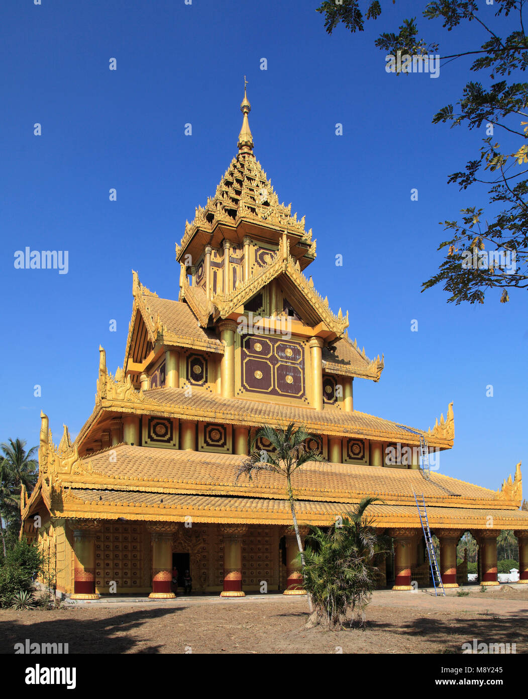 Le Myanmar, Birmanie, Bago, Palais Kanbawzathadi, salle du trône, de l'Abeille Banque D'Images