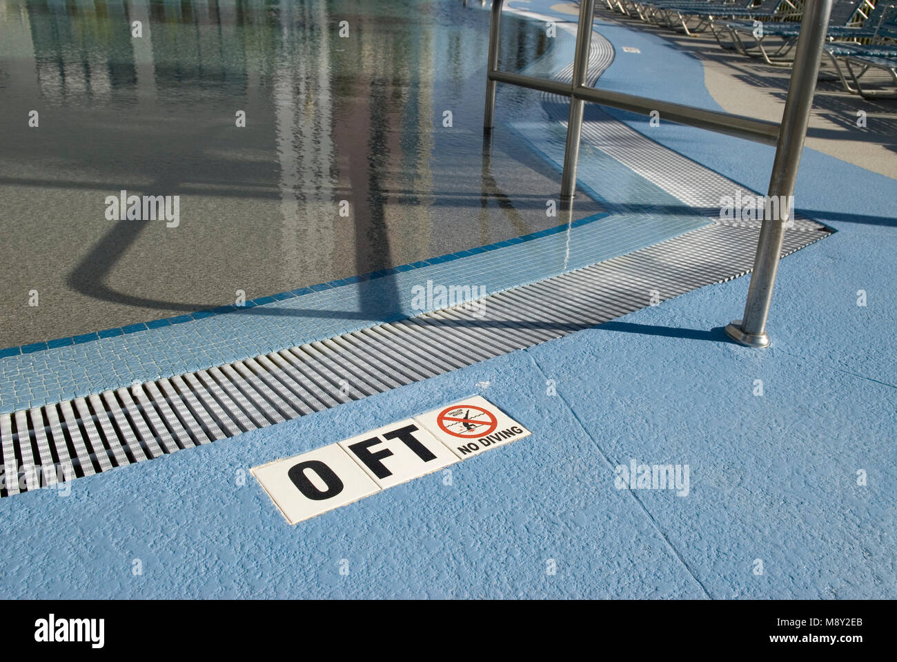 Piscine peu profonde sans permis de plongée. Banque D'Images