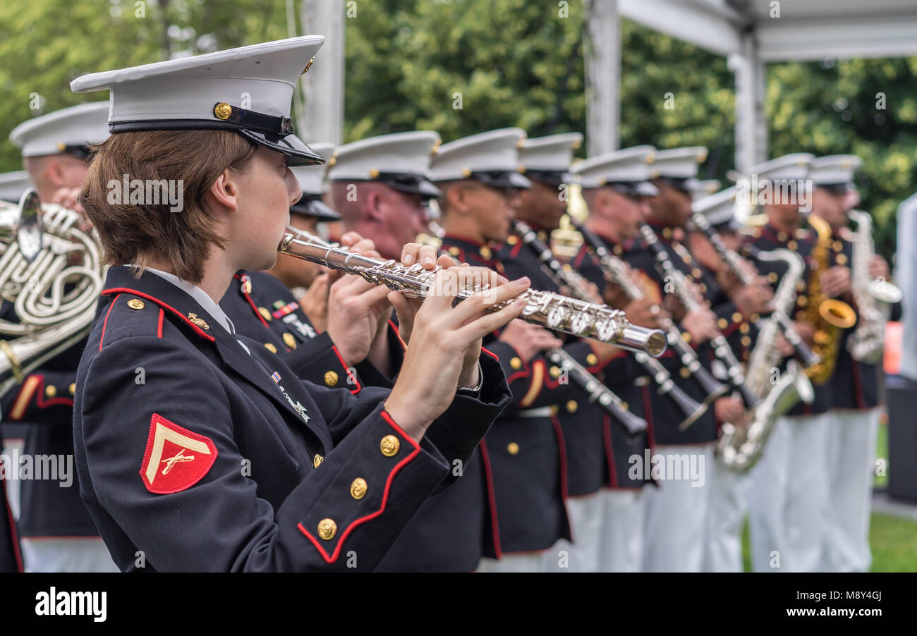 New York, NY USA - 16 juin 2017. L'USMC Band de la Nouvelle Orléans effectuée à la liberté dans l'île de Roosevelt Park Banque D'Images