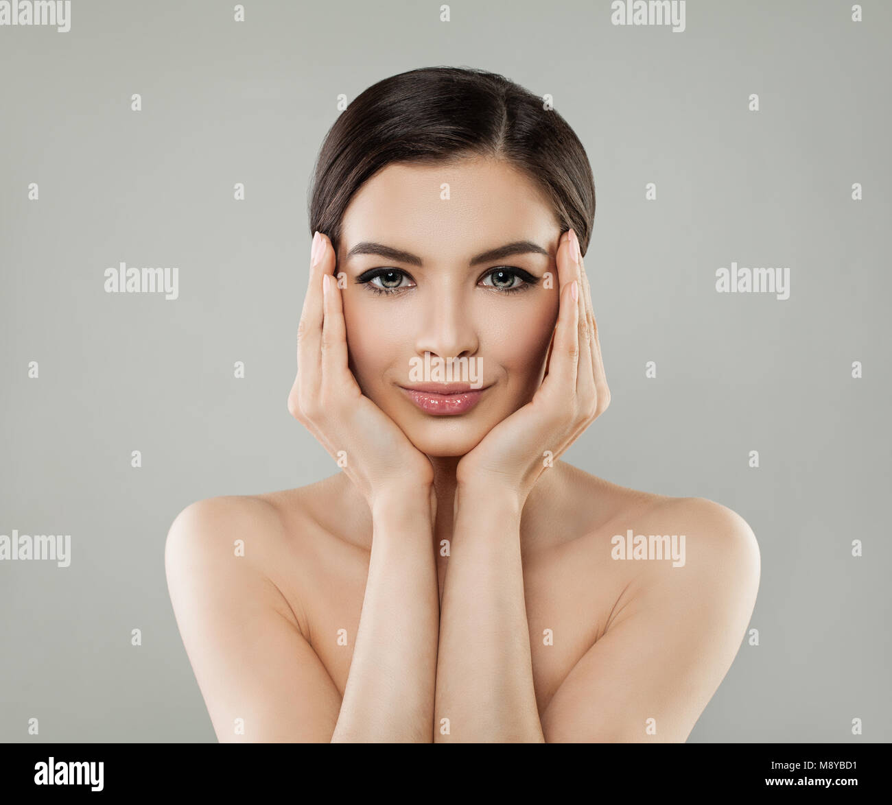 Visage De Femme Spa Modele Sain Femme Concept De Soin Photo Stock Alamy