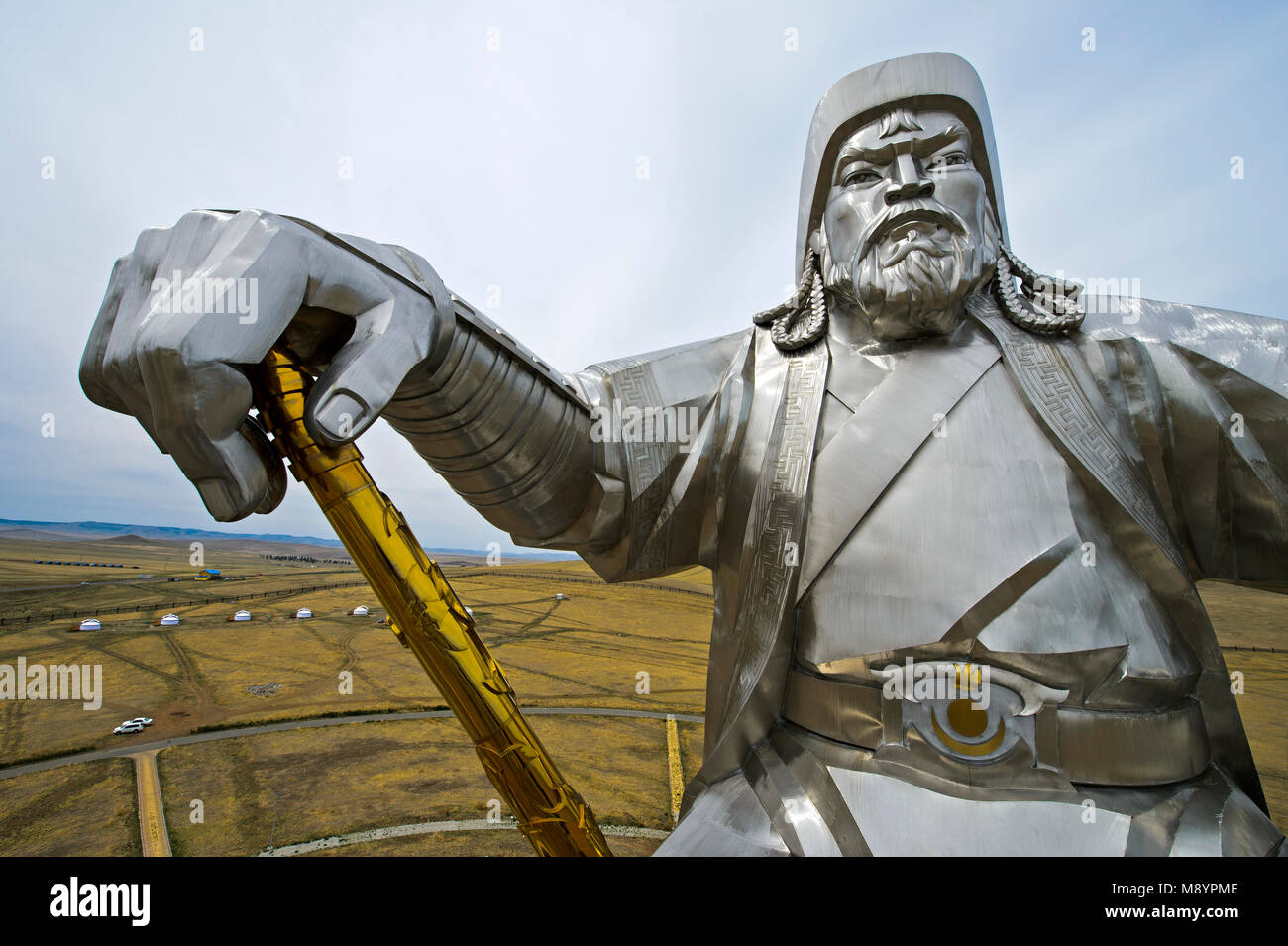 Gengis Khan Statue équestre avec le golden whip, Chinggis Khaan, Tsonjin Boldog complexes Statue, Mongolie Banque D'Images