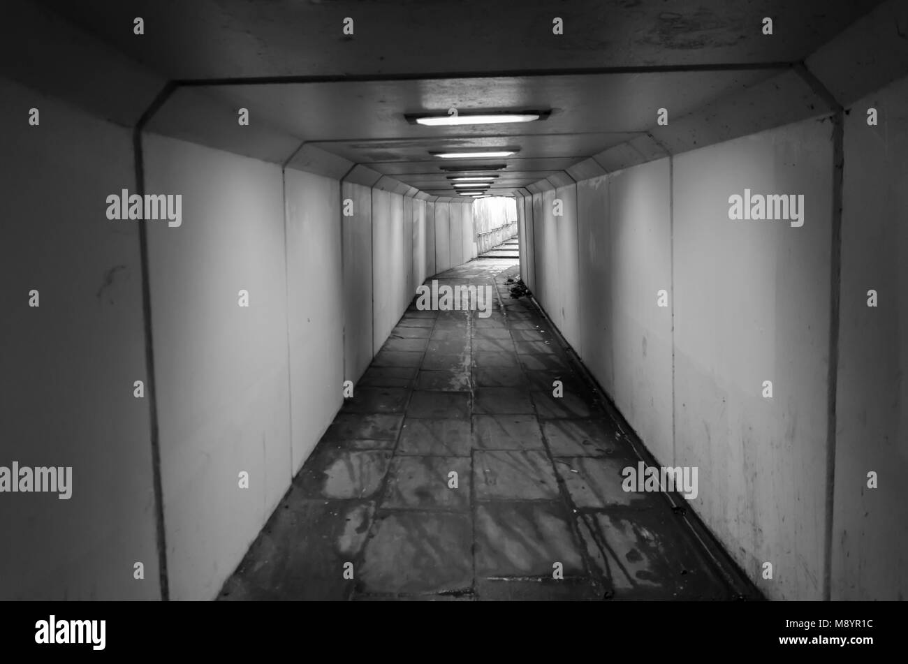 Photographie monochrome d'un métro souterrain à Sunderland Banque D'Images