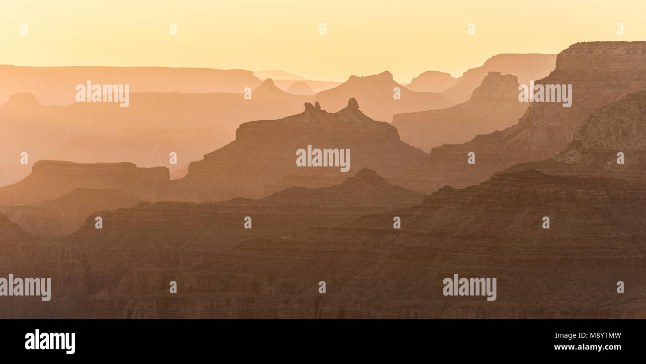 Le coucher du soleil, Desert View Point. Grand Canyon NP AZ, septembre, par Dominique Braud/Dembinsky Assoc Photo Banque D'Images