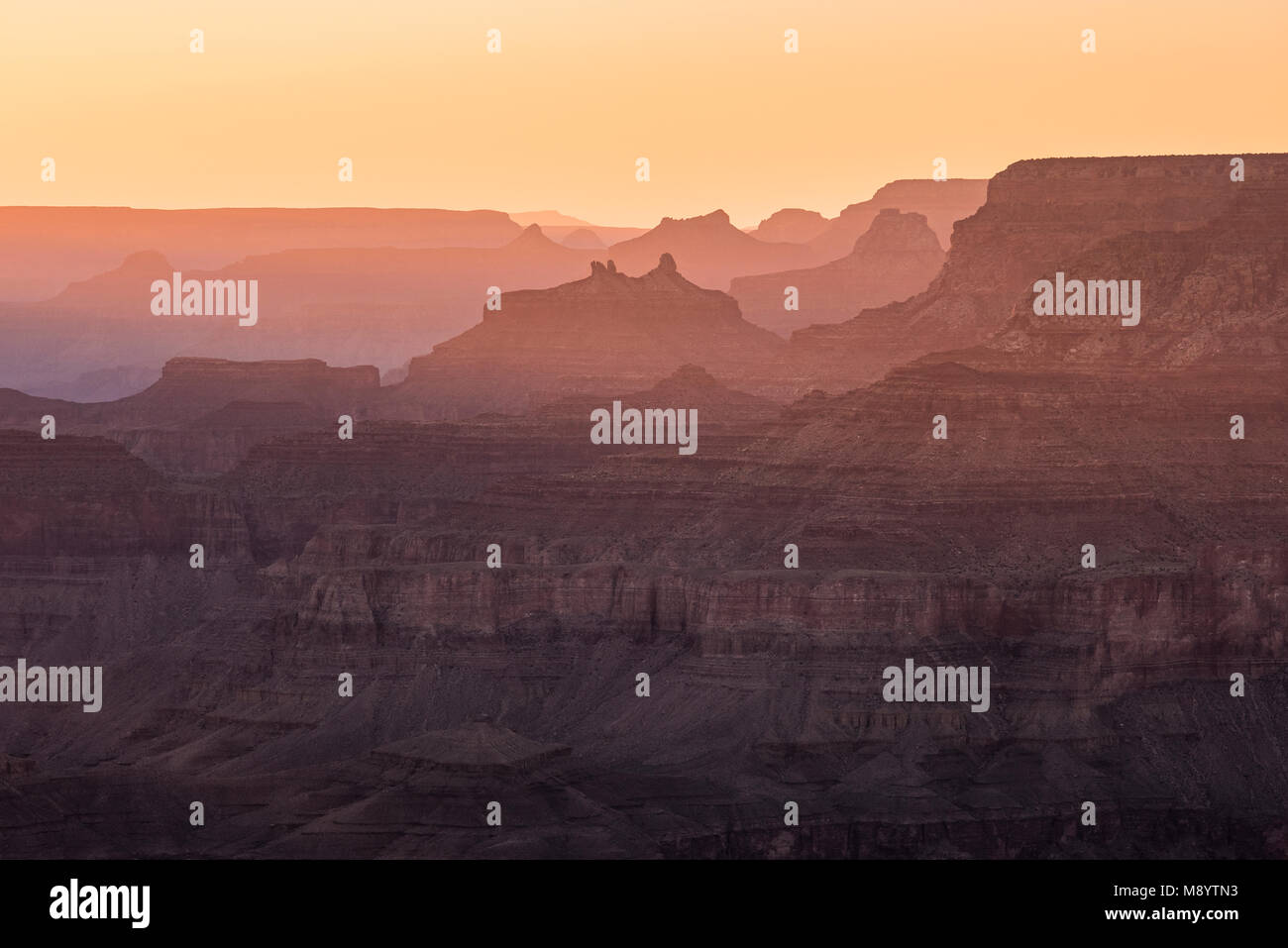 Le coucher du soleil, Desert View Point. Grand Canyon NP AZ, septembre, par Dominique Braud/Dembinsky Assoc Photo Banque D'Images